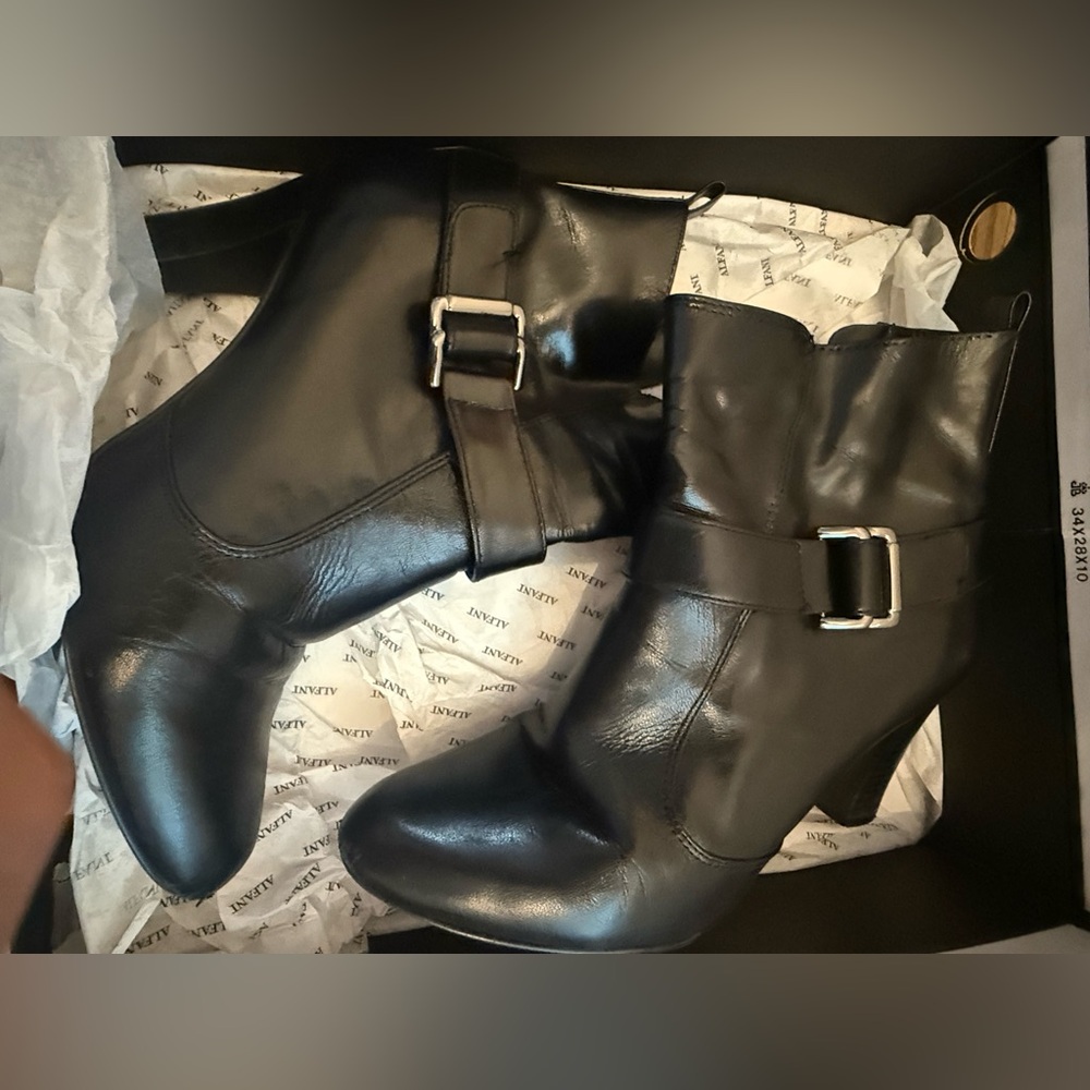 Alfani Black Heeled Boots with Sleek Design